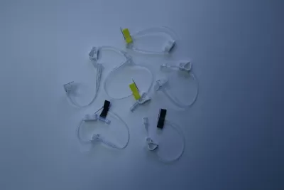 Ace Huber cu prelungitor (simplu sau cu conector Y) — pentru camere implantabile